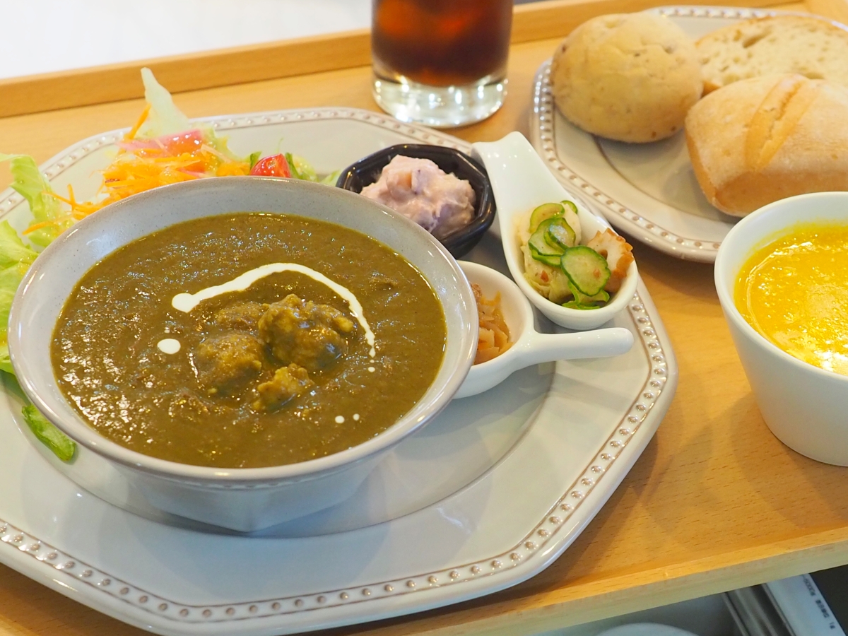 鶏だんごのグリーンカレー風煮込み.jpg
