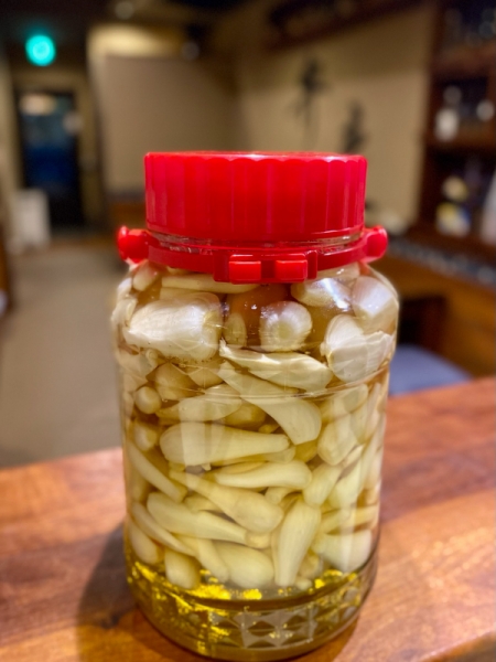 今年もらっきょうの甘酢漬けを仕込みました|豊田市三河豊田 居酒屋「味のみ処 弁慶」