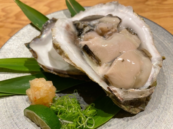 生カキの産地違い食べ比べ