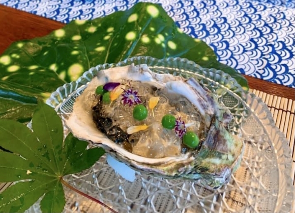 とう粋庵 生ガキの最も美味しい季節 とう粋庵 生ガキの最も美味しい季節