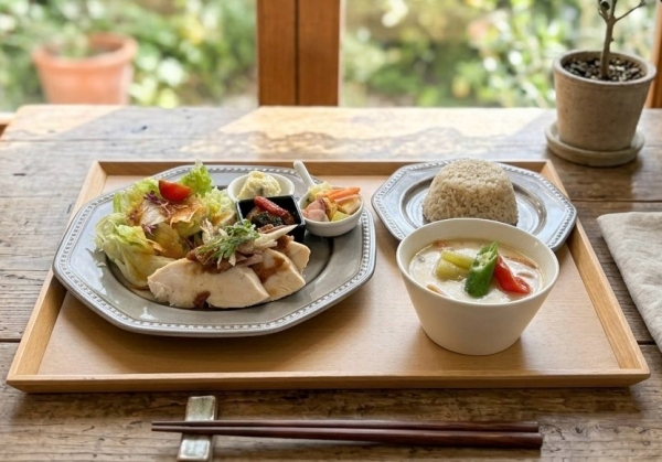しっとり鶏むね肉〜梅と新生姜のソース〜